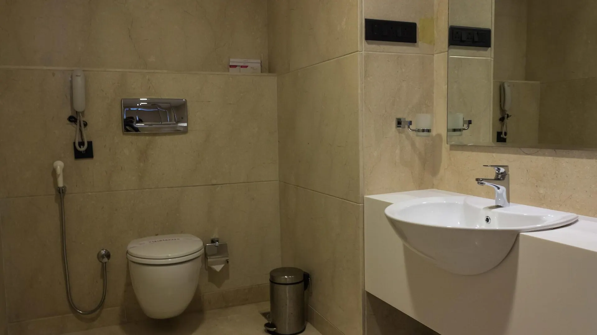 Diana Heights Luxury Hotel Nedumbassery 4*,  Indien