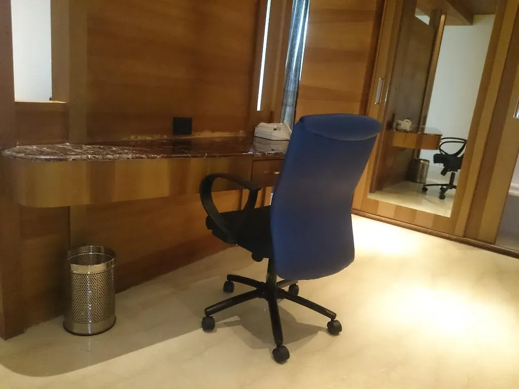 Diana Heights Luxury Hotel Nedumbassery 4*,  Indien