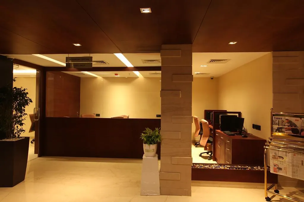 Diana Heights Luxury Hotel Nedumbassery