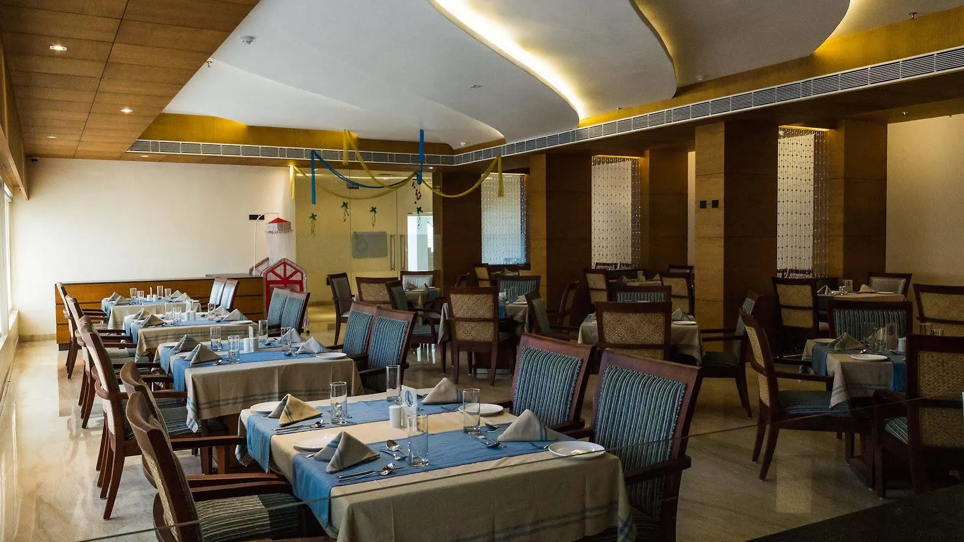 Diana Heights Luxury Hotel Nedumbassery