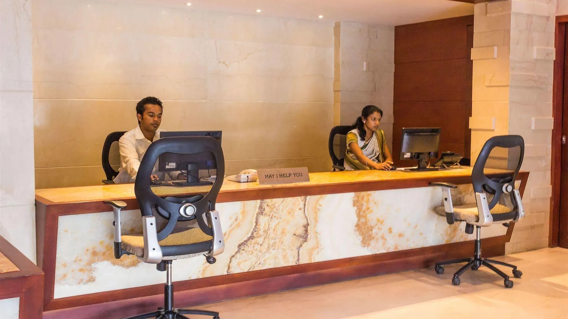 Diana Heights Luxury Hotel Nedumbassery