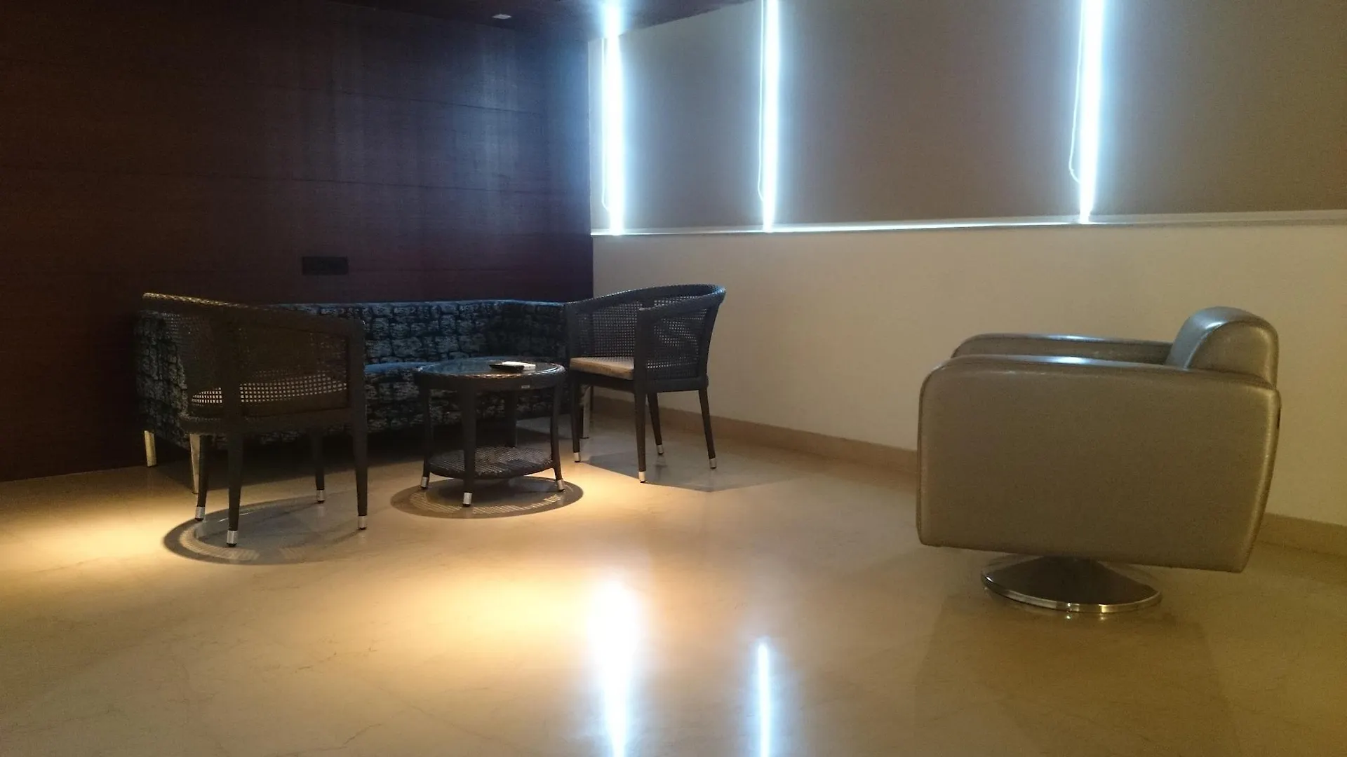 Diana Heights Luxury Hotel Nedumbassery